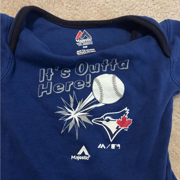Toronto Maple Leafs & Blue Jays Baby Onesie Set - Picture 3 of 4